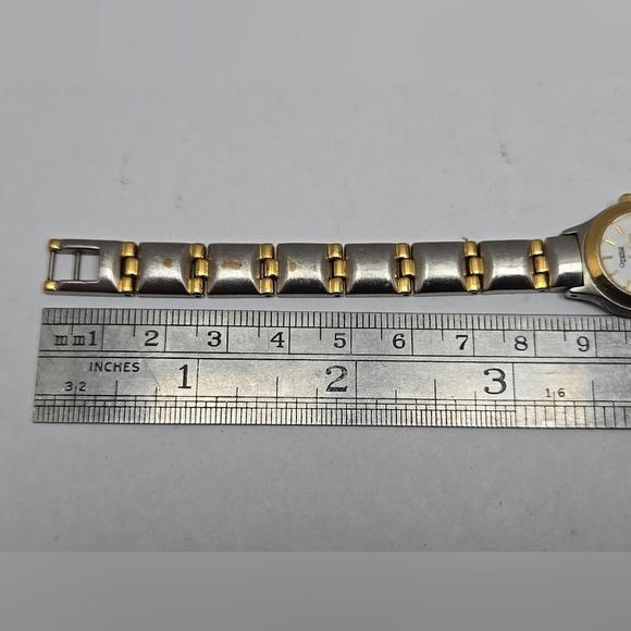 Womens Caravelle Bulova Gold Silver Two Tone Watch 45L03 Petite New Battery - Picture 8 of 9